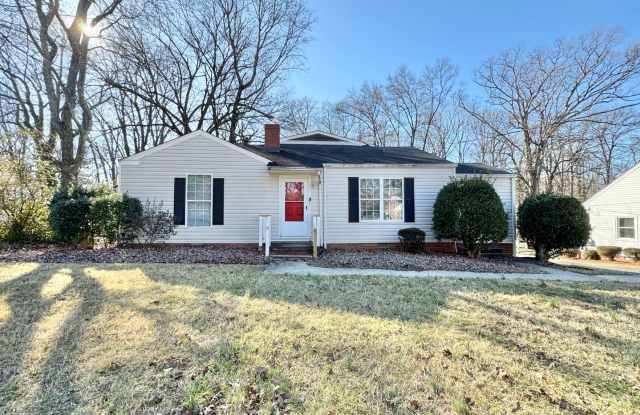 Spacious 4 Bedroom Located in Garden Homes photos photos