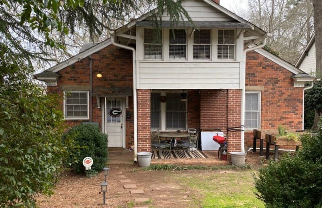120 1/2 W. Cloverhurst Ave. - 120 West Cloverhurst Avenue, Athens, GA 30605