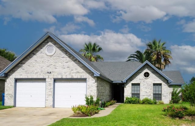 2951 Lakeview East Dr - 2951 Lakeview East Drive, Ingleside, TX 78362