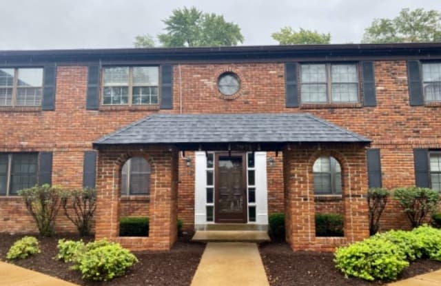 7971 Royal Arms Ct # 3 - 7971 Royal Arms Court, Crestwood, MO 63123