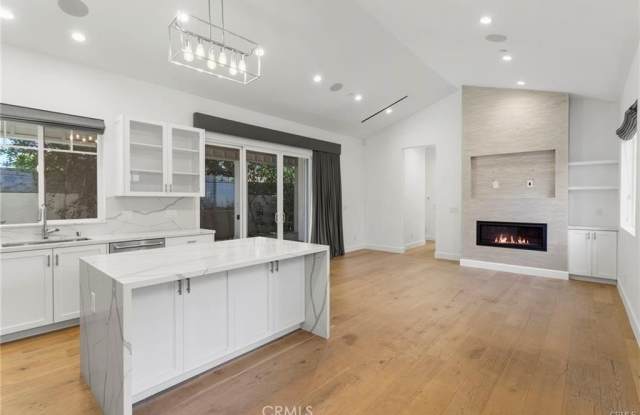 5535 Vanalden Avenue photos photos
