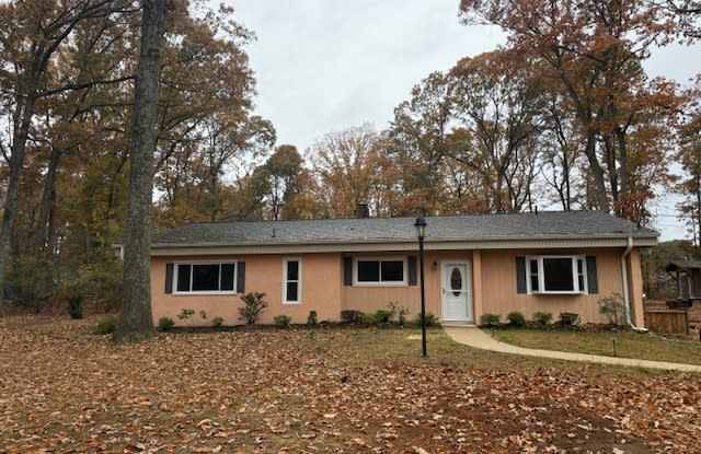 190 Lake Shore Drive - 190 Lake Shore Drive, Lake Shore, MD 21122