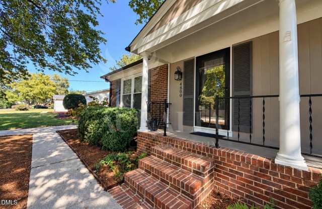 4800 Sweetbriar Drive Gallery 4