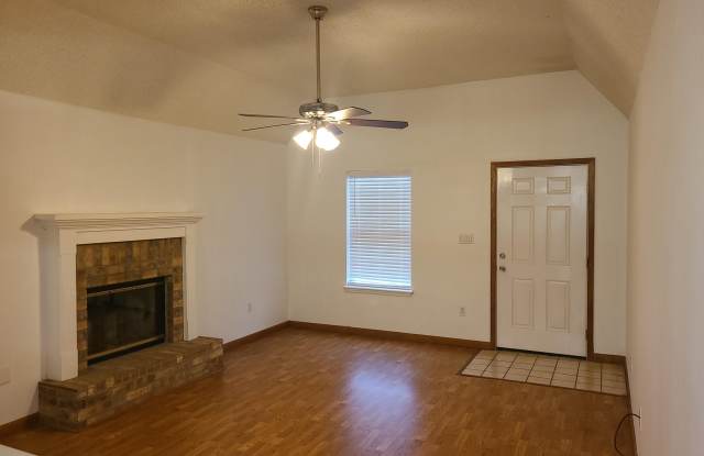 14169 Spruce Court Gallery 2