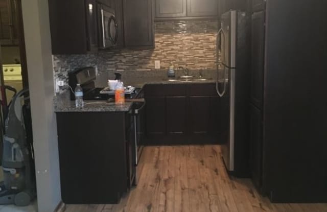 9606 Lincoln Street - 9606 Lincoln St, Crown Point, IN 46307