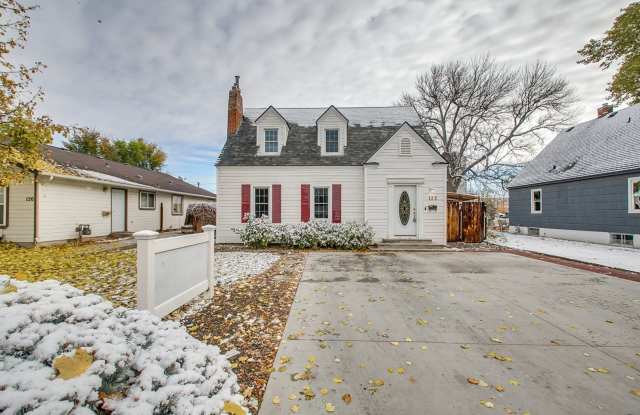 Charming 3-Bedroom Home with Spacious Basement in Nampa photos photos