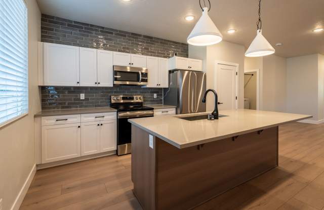 3 Bed, 2 Bath, 2 Car Garage single level 1 Month Free Gallery 1