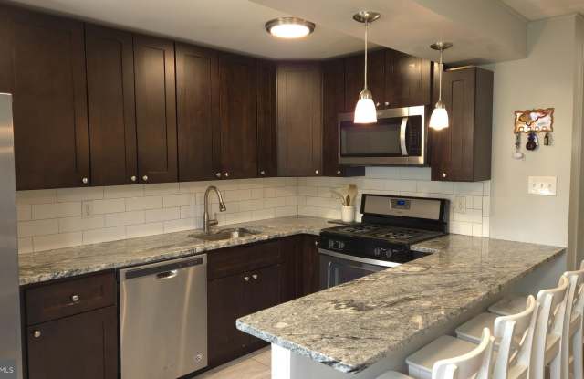 356 KRAMS Avenue photos photos