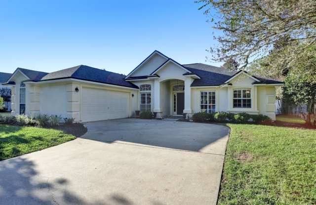 4 bedroom/ 2 bathroom home in Julington Creek Plantation! - 401 Sparrow Branch Circle, Fruit Cove, FL 32259