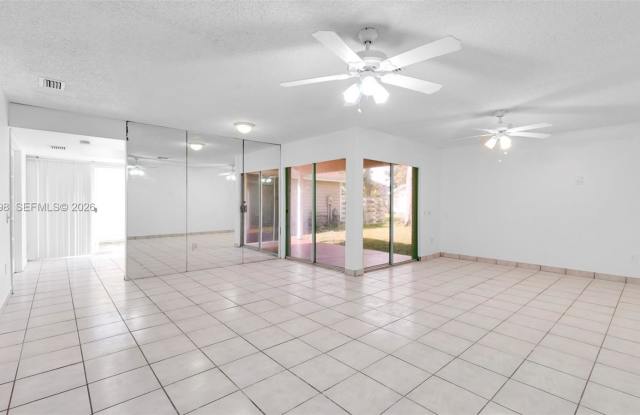 14780 Southwest 139th Court Gallery 4