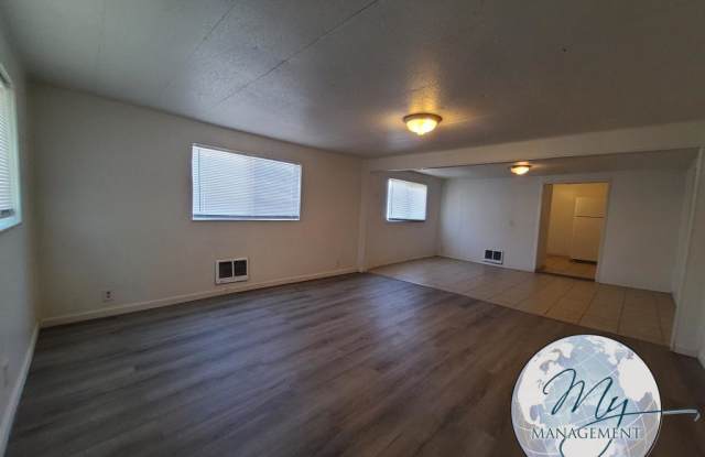 227 W Avenue F Gallery 3