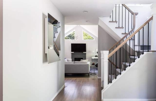195 Northside Drive Gallery 3