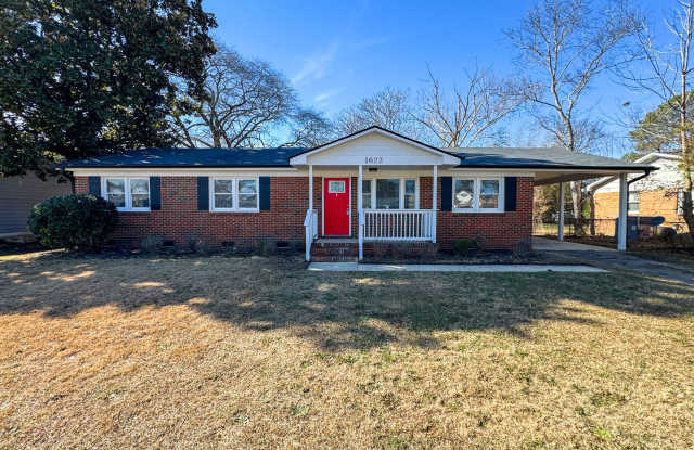 Cute 3 Bed 2 Bath Home in Fayetteville photos photos