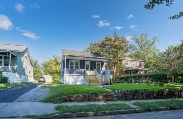 2716 Woodsdale Avenue photos photos