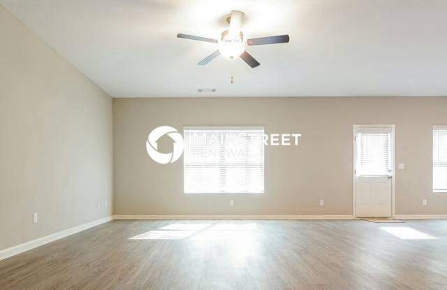1012 Nandina Court Gallery 2