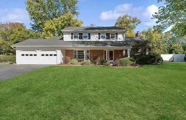 15 Van Wyck Drive photos photos