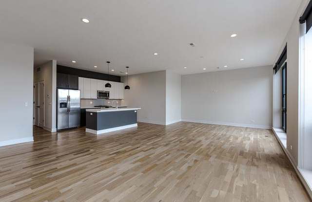 2556 West Armitage Avenue Gallery 3