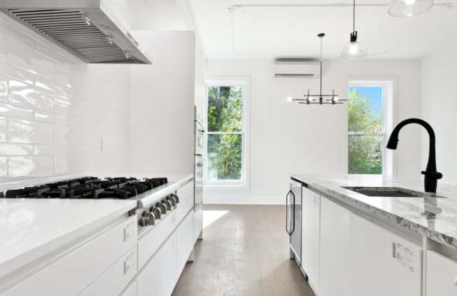 294 Stuyvesant Avenue Gallery 2
