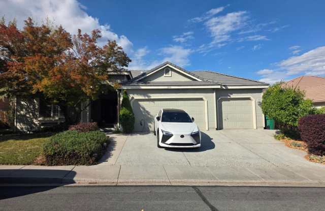 Beautiful 3-Bedroom, 2-Bathroom Home in Reno Gallery 1
