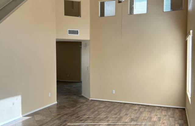 15887 W TASHA Drive Gallery 4