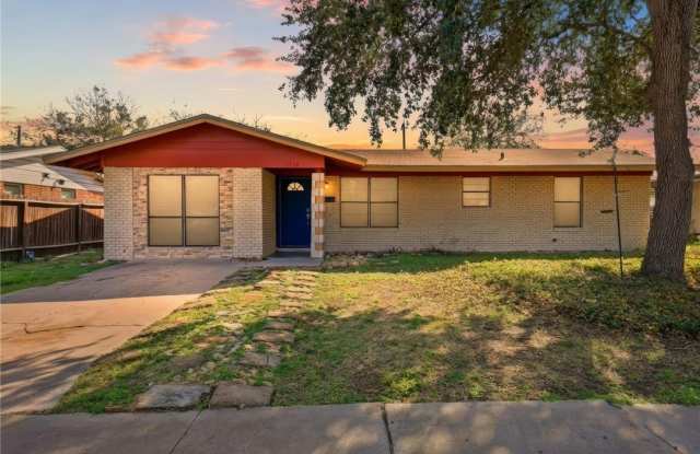 1110 Shephard Drive photos photos