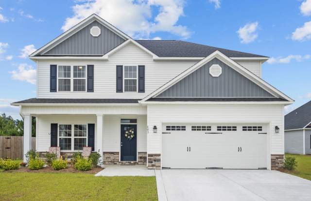 603 Bonarva Court - 603 Bonarva Court, Onslow County, NC 28540
