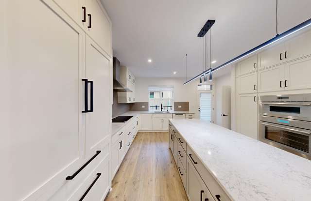 BRAND NEW - Four Level 4bed+ 4.5 bath TH w/ Elevator - Embassies Welcome - Long Term Leases OK Gallery 4