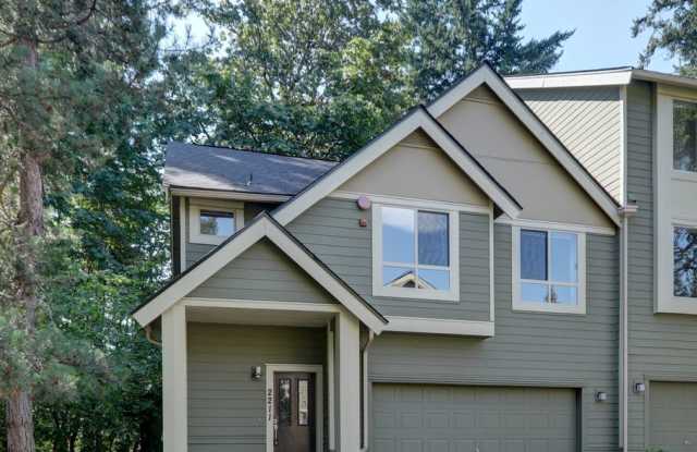 Gorgeous 3BR 2.5BA Issaquah Town Home Available in Beautiful Talus Community! photos photos