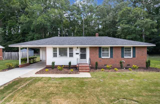 Updated 3 Bedroom Ranch in East Raleigh - Pet Friendly- Available Now! photos photos