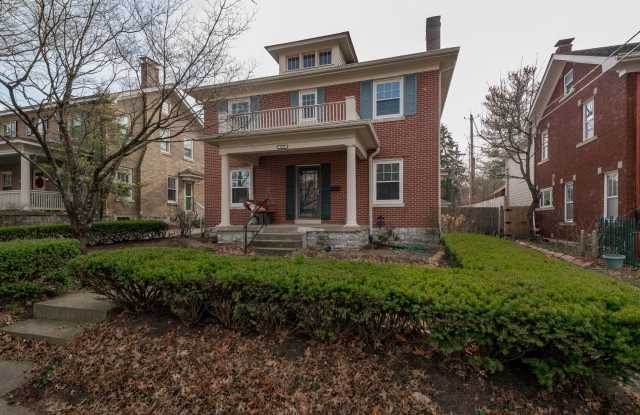 1378 Fontaine Road Gallery 2