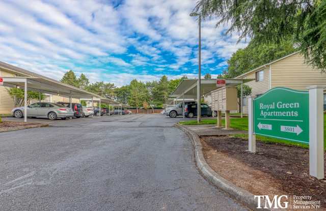 Royal Green photos photos