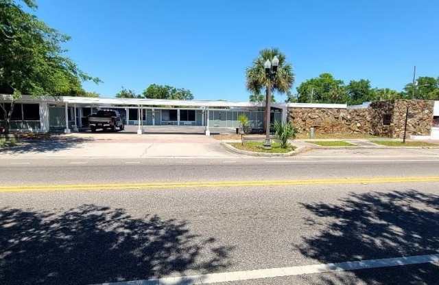 421 E KENNEDY BOULEVARD photos photos