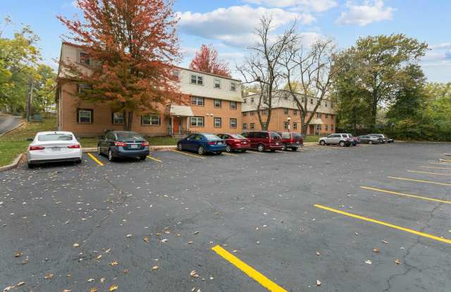 Maple Manor Apartments Gallery 3
