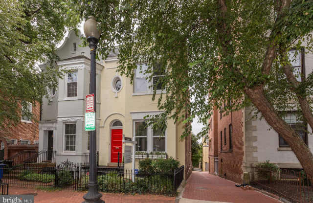3008 DENT PLACE NW Gallery 4
