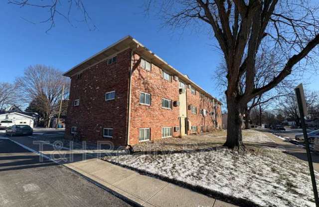 1142 Evans Avenue photos photos