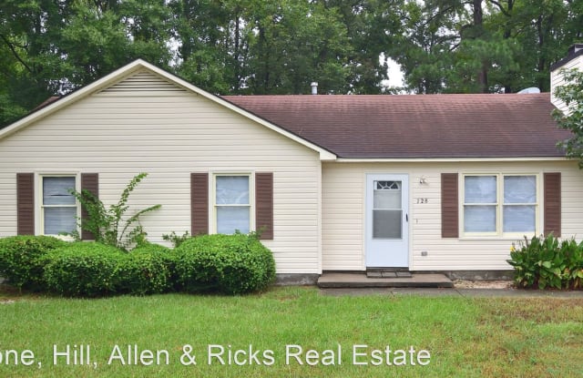 728 Salisbury Drive - 728 Salisbury Drive, Rocky Mount, NC 27801