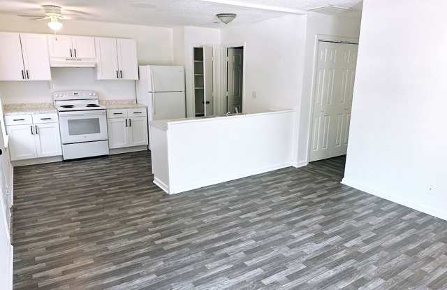 Dobson Place - Spacious 3 Bed / 2 Bath Homes in Prime North Charleston Location! photos photos