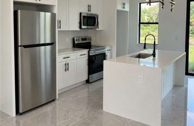 991 Plantation Road Gallery 3