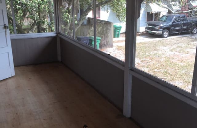 404 E North St #B - 404 E North St, Tampa, FL 33604