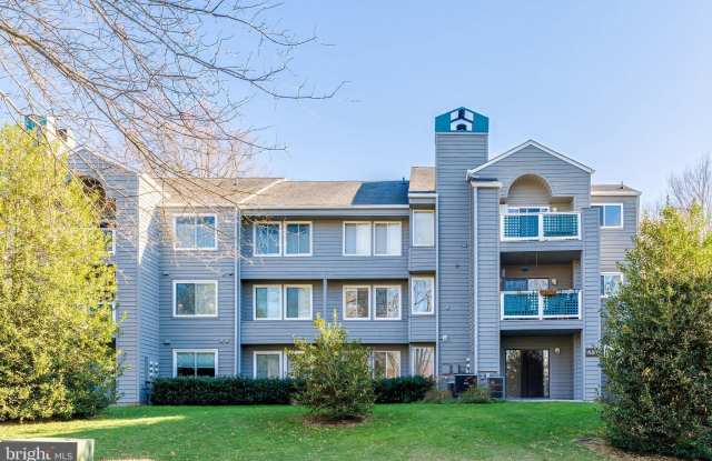 1500-C SUMMERCHASE Court photos photos