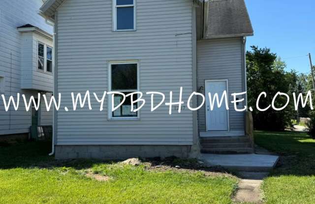 1237 Nuttman Ave photos photos