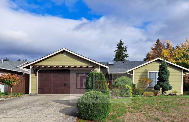 !!MOVE-IN SPECIAL- 50% OFF 1ST FULL MONTH RENT!! Beautiful 3 Bedroom, 2 Bath in Lacey! - 5937 Cherokee Loop Southeast, Lacey, WA 98513