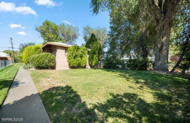 1245 Plumas Street photos photos