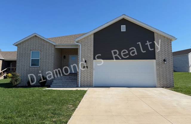 Georgeous 4 Bedroom Home - Ozark Schools! - 2204 Regan Circle, Ozark, MO 65721
