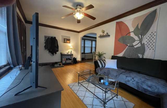3657 Grand Avenue South #1 Gallery 2