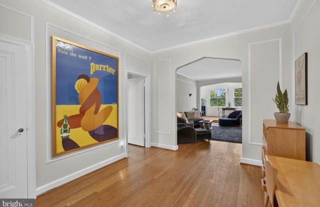 2737 DEVONSHIRE PL NW #402 photos photos