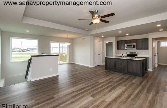 "Welcome to Your Spacious Sanctuary: Ranch Living at Its Finest! Gallery 4