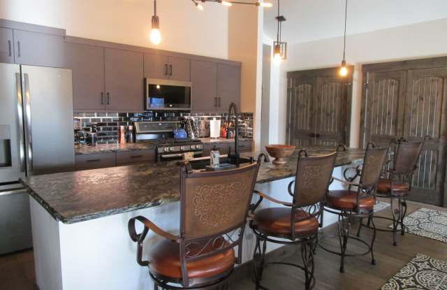 Delightful Monterra 2 Bed 2 Bath Condo with Views of Glacier Park photos photos