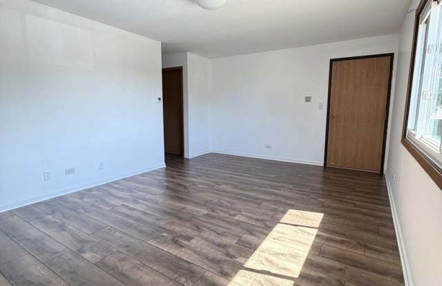 311 Dawn Court Gallery 4