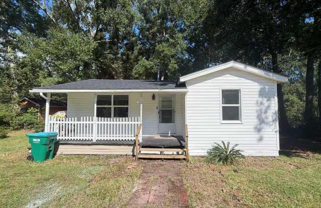 Gautier 2 Bedroom Gallery 1